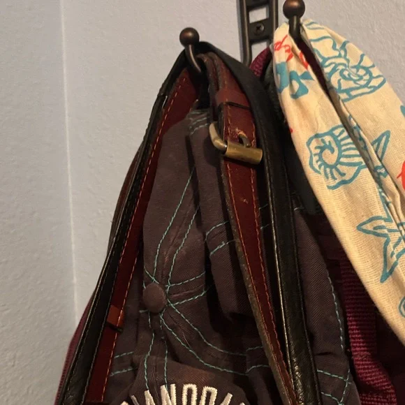 Brown Embossed Leather Bag - Picture 4 of 4